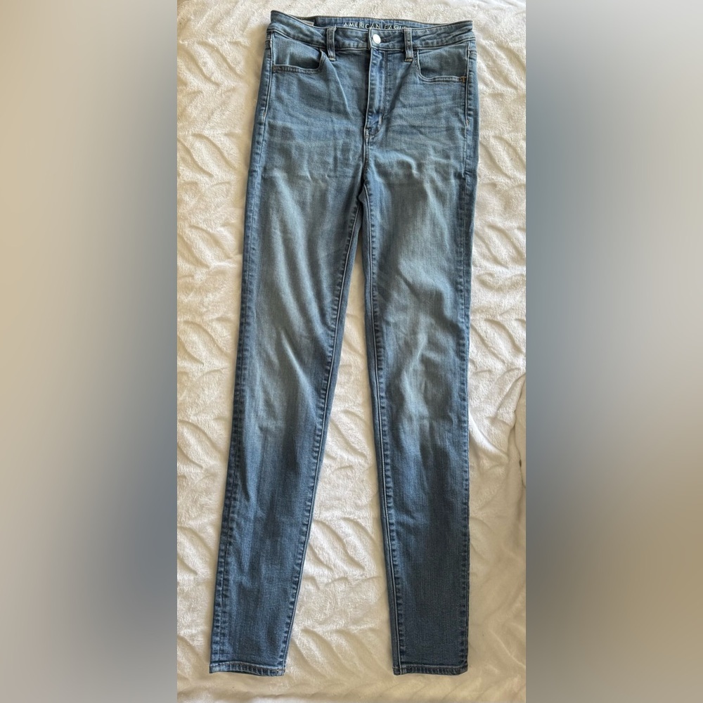 American Eagle Outfitters Light Blue Skinny Jeans